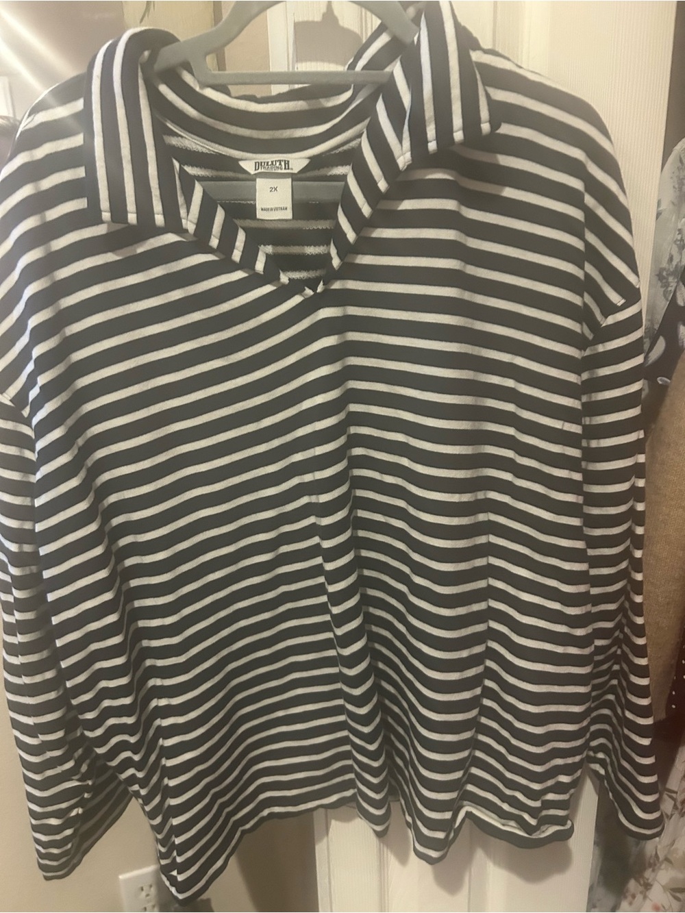 Duluth Trading Co Black and White Striped Long-Sleeve Polo